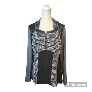 Faux Leather and Fur Zipper Top by Talk of the Walk Women's Size Medium